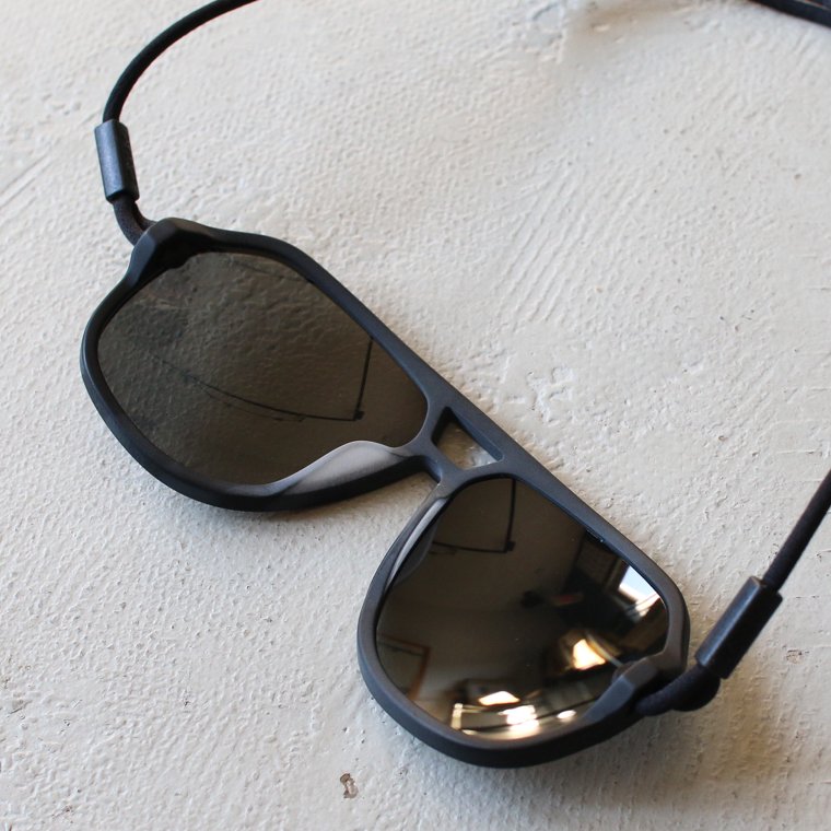 OMBRAZ オンブラズ Armless Sunglasses アームレスサングラス CLASSIC