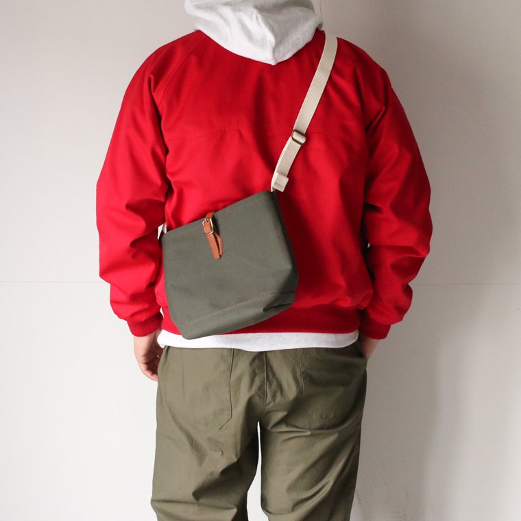 J&S FRANKLIN EQUIPMENT × ARTS&CRAFTS ショルダーバッグ BUCKET SHOULDER ブラック