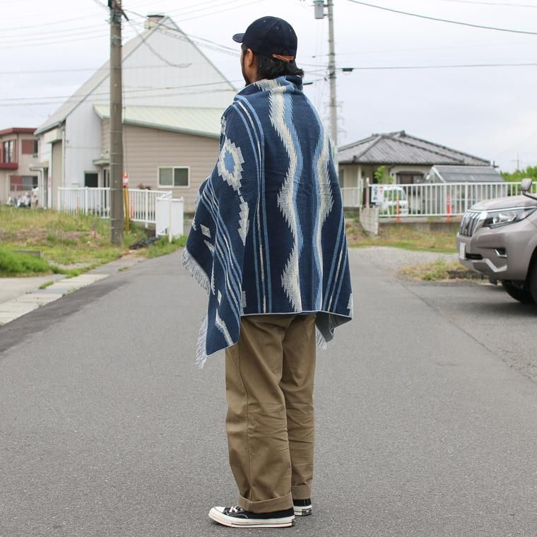 バッシュ Basshu コットンパイルブランケット Cotton Pile Blanket ネイティブモチーフ M ネイビー バッシュ Basshu コットンパイルブランケット Cotton Pile Blanket ネイティブモチーフ M ネイビー