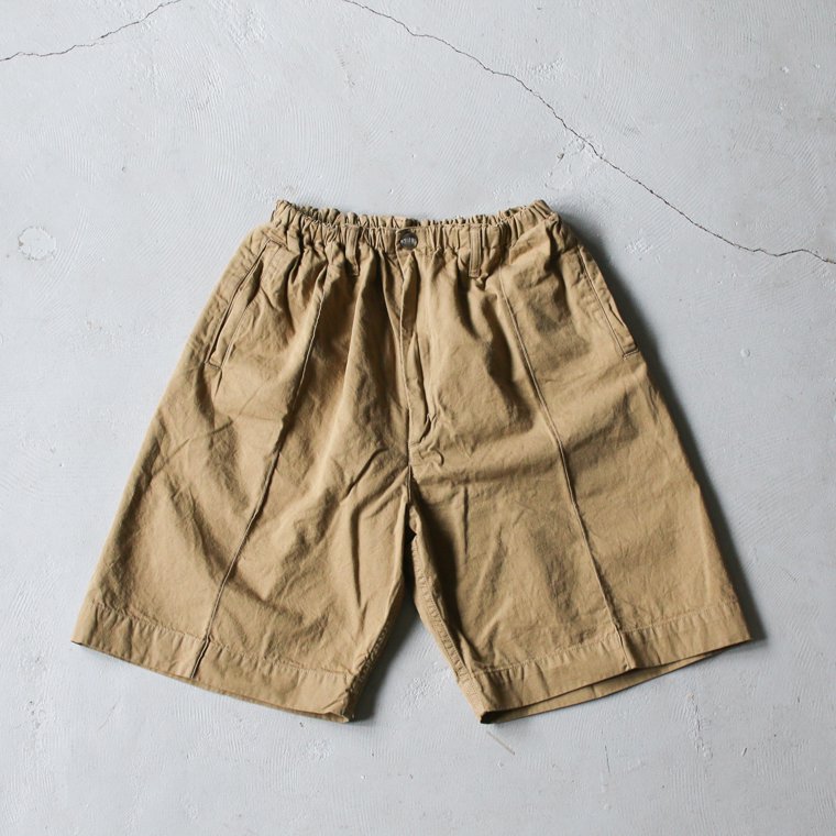 ネセサリー オア アンネセサリー NECESSARY or UNNECESSARY NOUN ピンタックショーツ PIN TUCK SHORTS カーキ