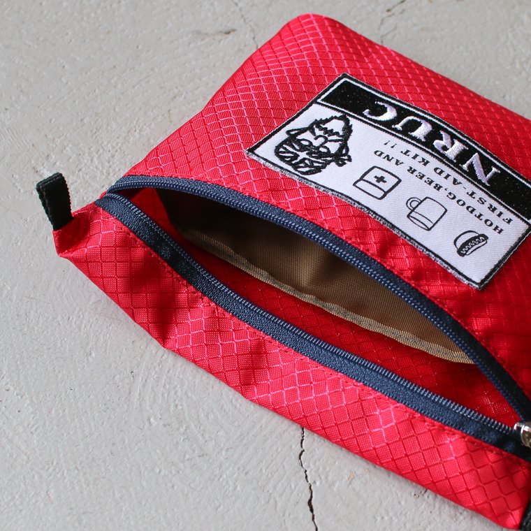 ヌルク NRUC FA ジョンズポーチ FA JOHN'S POUCH S レッド