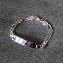 <img class='new_mark_img1' src='https://img.shop-pro.jp/img/new/icons56.gif' style='border:none;display:inline;margin:0px;padding:0px;width:auto;' />Japanese Deadstock Silver Jewelry ID Bracelet 