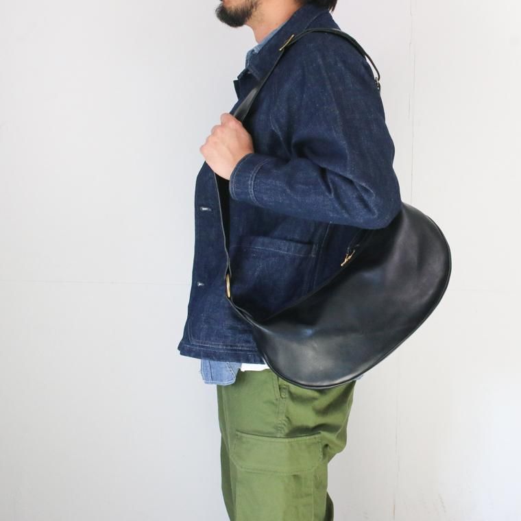 インセプション INCEPTION クロムエクセルレザーバナナバッグ