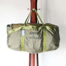 <img class='new_mark_img1' src='https://img.shop-pro.jp/img/new/icons14.gif' style='border:none;display:inline;margin:0px;padding:0px;width:auto;' />FRENCH AIR FORCE PARATROOPER BAG ե󥹷 ѥȥ롼ѡХå 桼05