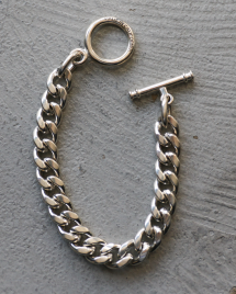 <img class='new_mark_img1' src='https://img.shop-pro.jp/img/new/icons14.gif' style='border:none;display:inline;margin:0px;padding:0px;width:auto;' />ᥤɥ󥫥ե˥ MADE IN CALIFORNIA 󥰥С֥쥹å T bar Sterling Silver Chain Bracelet
