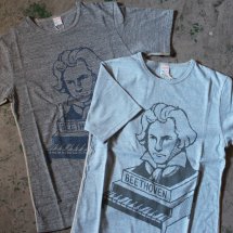 <img class='new_mark_img1' src='https://img.shop-pro.jp/img/new/icons50.gif' style='border:none;display:inline;margin:0px;padding:0px;width:auto;' />WORKERS K&T H  Beethoven Tee ١ȡ٥ԥ