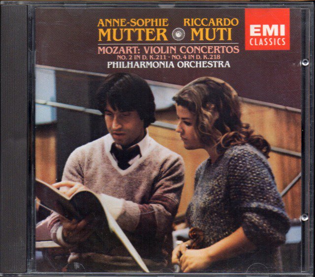 モーツァルト：ヴァイオリン協奏曲第2，4番　ムター(vn) ムーティ＝PO （CDC747011） - クラシックの中古CD屋ファルスタッフ