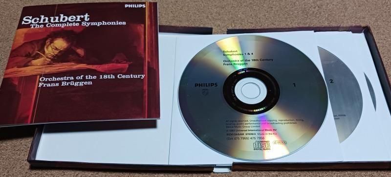 サブ画像2:シューベルト:交響曲全集 ブリュッヘン=18世紀o (PHILIPS・4CD)ジャケット写真 サブ画像2:シューベルト:交響曲全集 ブリュッヘン=18世紀o (PHILIPS・4CD)ジャケット写真