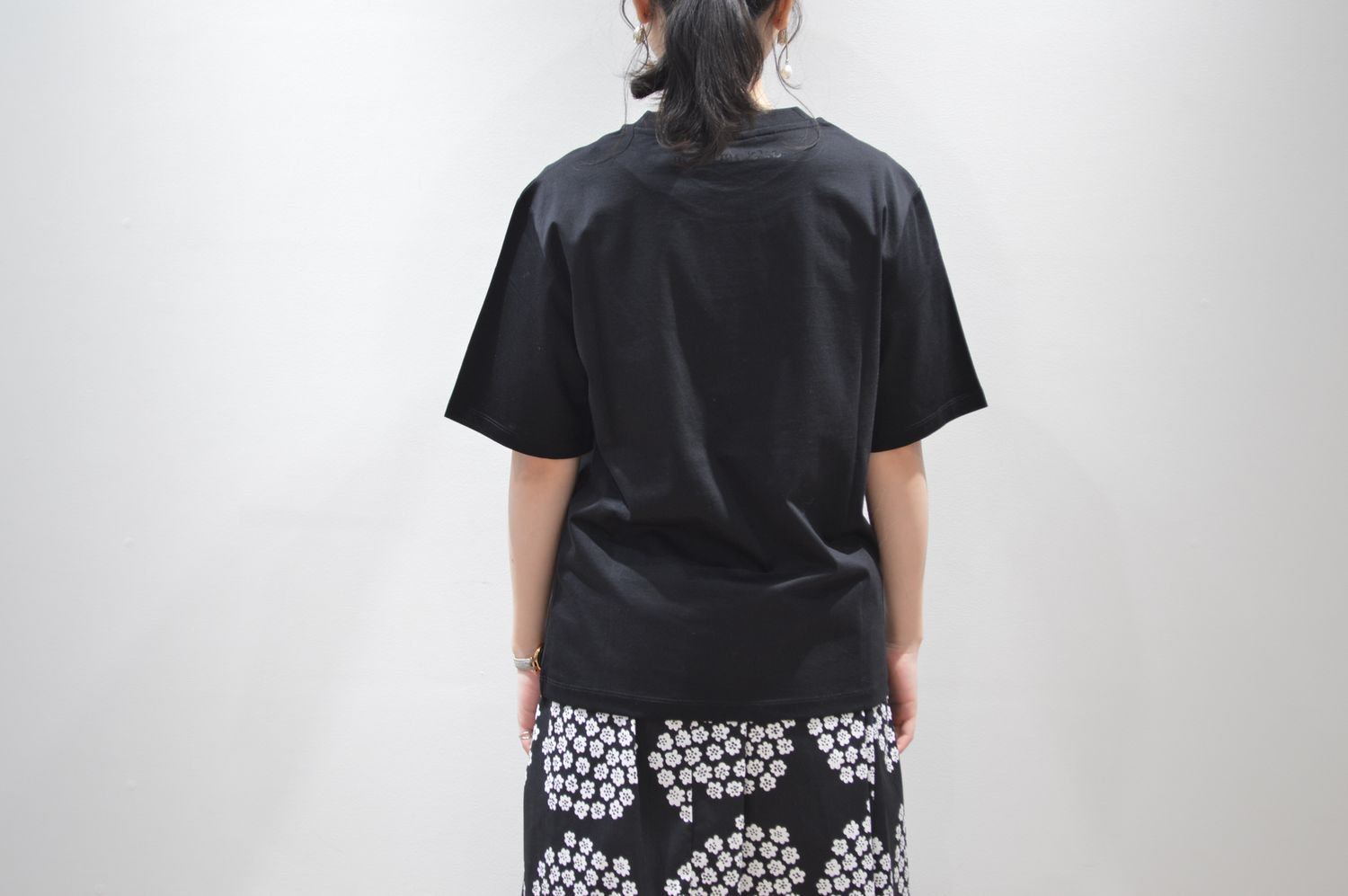 最新予約アイテム」 ☆ 完売品 新品 marimekko Hiekka Solid Tシャツ