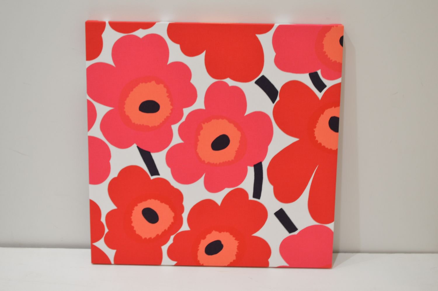 【マリメッコ】Pieni Unikko ファブリックボード 45×45cm - イルビゾンテ・マリメッコ・バーンストア オンラインストア