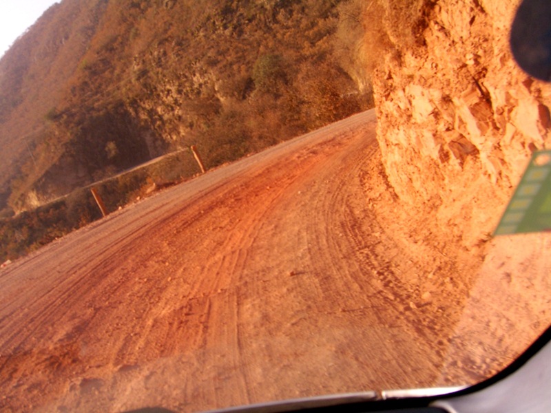 ボリビア産岩塩、ピンクの塩ローズソルトショップ-ボリビアのとある風景