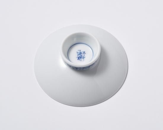 絵瀬戸山水図平盃 丸紋山水絵丸杯(大) - 三川内焼「平戸洸祥団右ヱ門窯