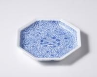 牡丹唐草文 - 三川内焼「平戸洸祥団右ヱ門窯」オンラインショップ