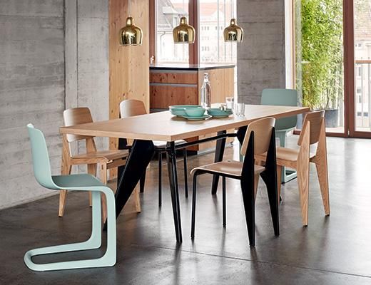 Kitty Yuさん専用　Vitra EM Tableイーエムテーブル オーク Kitty Yuさん専用 Vitra EM Tableイーエムテーブル オーク