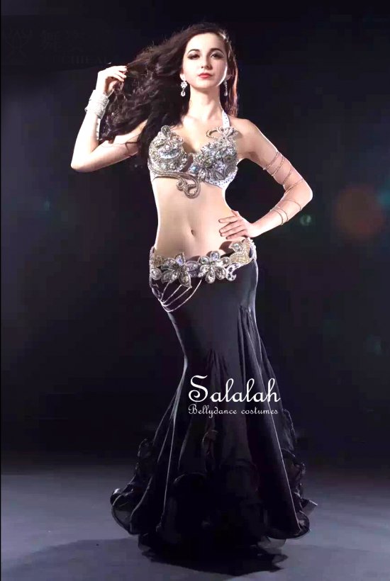ベリーダンス衣装 ブラック＆シルバー OC0633 - ベリーダンス衣装・レディースファッション【Salalah】