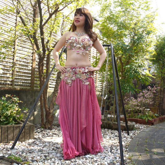 【値下げ中】美品　ベリーダンス衣装　エジプト製　ピンク