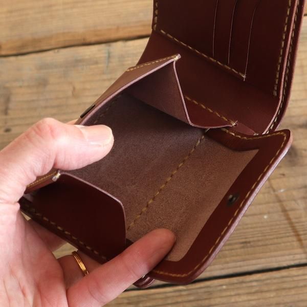 栃木レザー使用] レザー財布（ショートウォレット）スナップC.C.