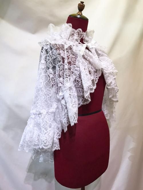 Marble マーブル ボリュームレースフリルロング夏ケープ 白レースを販売する通販ページです Atelier Pierrot Marble マーブル ボリュームレースフリルロング夏ケープ 白レースを販売する通販ページです Atelier Pierrot