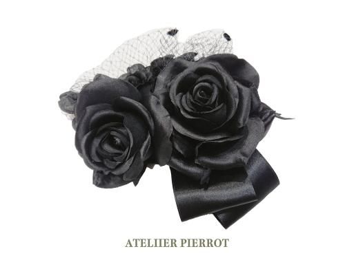 Atelier Pierrot アトリエピエロ ローズブーケコサージュの黒を販売する通販ページです