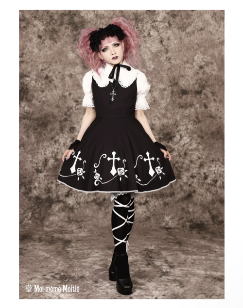 【Moi meme Moitie】モワメームモワティエ　薔薇十字ジャンパースカート　black × white　9号/13号を販売する通販ページです。