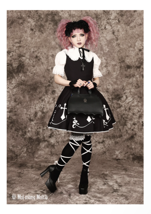Moi meme Moitie】モワメームモワティエ 薔薇十字ジャンパースカート black × white 9号/13号を販売する通販ページです。