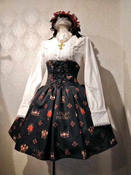 ATELIER PIERROT】アトリエピエロ Royal Crown コルセットスカートを 