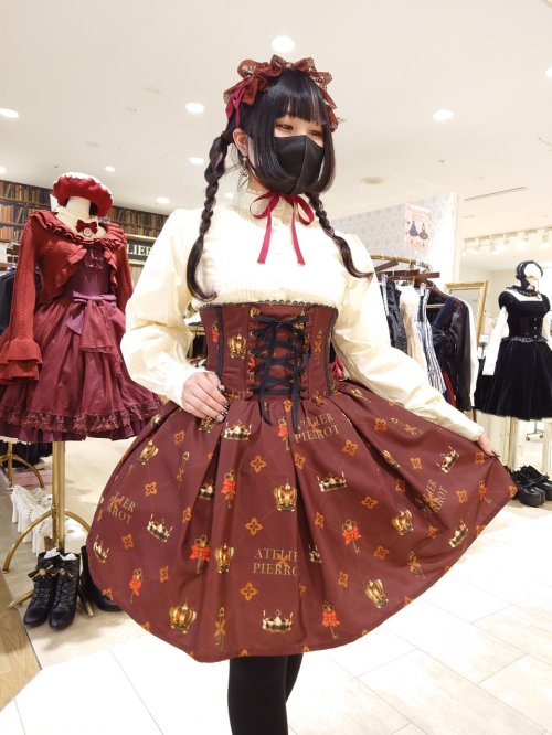 【ATELIER PIERROT】アトリエピエロ　Royal Crown コルセットスカートを販売する通販ページです。