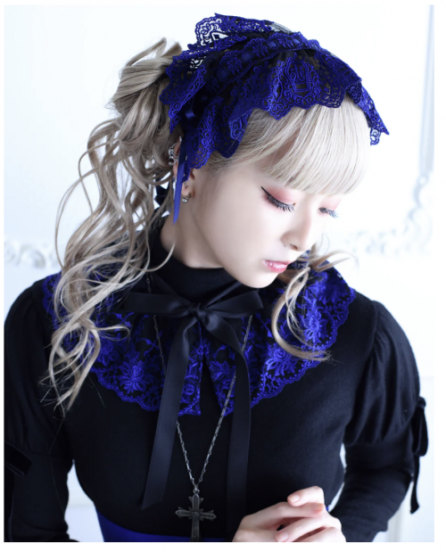 Moi meme Moitie】モワメームモワティエ M+Cross Rose付け衿 black x blueを販売する通販ページです。