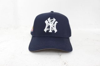 <img class='new_mark_img1' src='https://img.shop-pro.jp/img/new/icons14.gif' style='border:none;display:inline;margin:0px;padding:0px;width:auto;' />TWO 18 WORLD FAMOUS NY SNAPBACK CAP