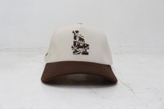 <img class='new_mark_img1' src='https://img.shop-pro.jp/img/new/icons50.gif' style='border:none;display:inline;margin:0px;padding:0px;width:auto;' />TWO 18 WORLD FAMOUS LA SNAPBACK CAP【NATURAL×BROWN】