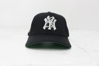 <img class='new_mark_img1' src='https://img.shop-pro.jp/img/new/icons50.gif' style='border:none;display:inline;margin:0px;padding:0px;width:auto;' />TWO 18 WORLD FAMOUS NY SNAPBACK CAPBLACK