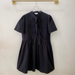 <img class='new_mark_img1' src='https://img.shop-pro.jp/img/new/icons14.gif' style='border:none;display:inline;margin:0px;padding:0px;width:auto;' />GHOSPELL Dillon Tie Front Mini Dress