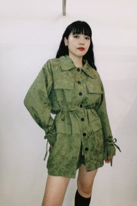 <img class='new_mark_img1' src='https://img.shop-pro.jp/img/new/icons14.gif' style='border:none;display:inline;margin:0px;padding:0px;width:auto;' />GHOSPELL Lina Jacket