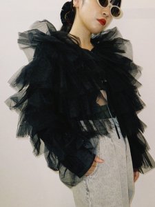 <img class='new_mark_img1' src='https://img.shop-pro.jp/img/new/icons10.gif' style='border:none;display:inline;margin:0px;padding:0px;width:auto;' />DREAM sister jane Crane Tulle Ruffle Jacket