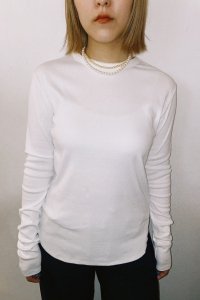 <img class='new_mark_img1' src='https://img.shop-pro.jp/img/new/icons10.gif' style='border:none;display:inline;margin:0px;padding:0px;width:auto;' />YENN COTTON RIB LONG TEE