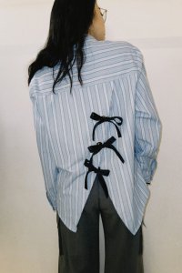 <img class='new_mark_img1' src='https://img.shop-pro.jp/img/new/icons10.gif' style='border:none;display:inline;margin:0px;padding:0px;width:auto;' />GHOSPELL Beck Striped Shirt