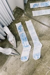 <img class='new_mark_img1' src='https://img.shop-pro.jp/img/new/icons14.gif' style='border:none;display:inline;margin:0px;padding:0px;width:auto;' />old honey 48C rib high socks