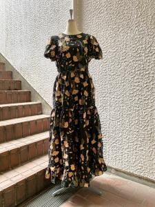 <img class='new_mark_img1' src='https://img.shop-pro.jp/img/new/icons14.gif' style='border:none;display:inline;margin:0px;padding:0px;width:auto;' />DREAM sister jane Wood Lily Embroidered 
