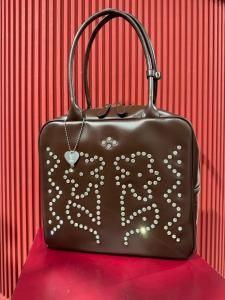 バッグ Salon de Chelsea COACH® | COACH®: Chelsea Crossbody With Cross Stitch Floral