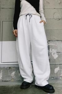 <img class='new_mark_img1' src='https://img.shop-pro.jp/img/new/icons14.gif' style='border:none;display:inline;margin:0px;padding:0px;width:auto;' />MIDVEIN sweat curve pants