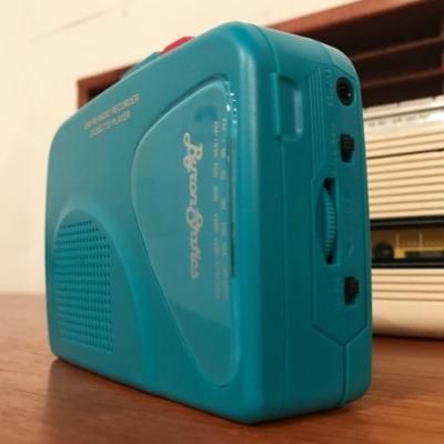 ポータブル ステレオカセットプレーヤー(ブルー) - r (アール)