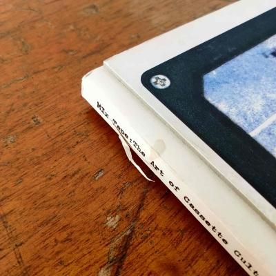 超お気に入りの写真集 Mix Tape:The Art of Cassette Culture ソニックユースのサーストン・ムーア監修で、アート本として面白い(っ'ヮ'c)  #theartofcassetteculture #thurstonmoore #mixtape #art #music #cassettetapes  #音楽 #アート #ミックステープ #カセットテープ 