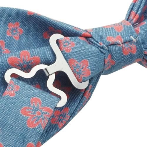 BOWTIE　ボウタイ デニム ブルー ピンク フラワー 蝶ネクタイ ボウタイ - 蝶