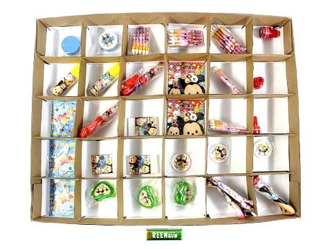 ディズニーｔｓｕｍｔｓｕｍ宝箱 30付 おもちゃ ホビー ゲーム 縁日玩具 大国屋