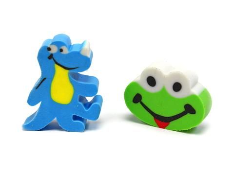 Amazon.co.jp: Zkptops 動物消しゴム 60個 子供用 デスク ペット