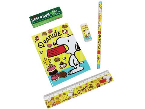 スヌーピーメモ付4点文具セット｜おもちゃ・縁日玩具・クレーン