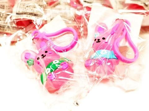 うさぎちゃんラバーマスコットキーホルダー｜おもちゃ・縁日玩具