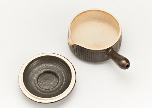 黒釉片手鍋