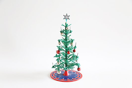 ヴィンテージの小さなクリスマスツリー Rytas