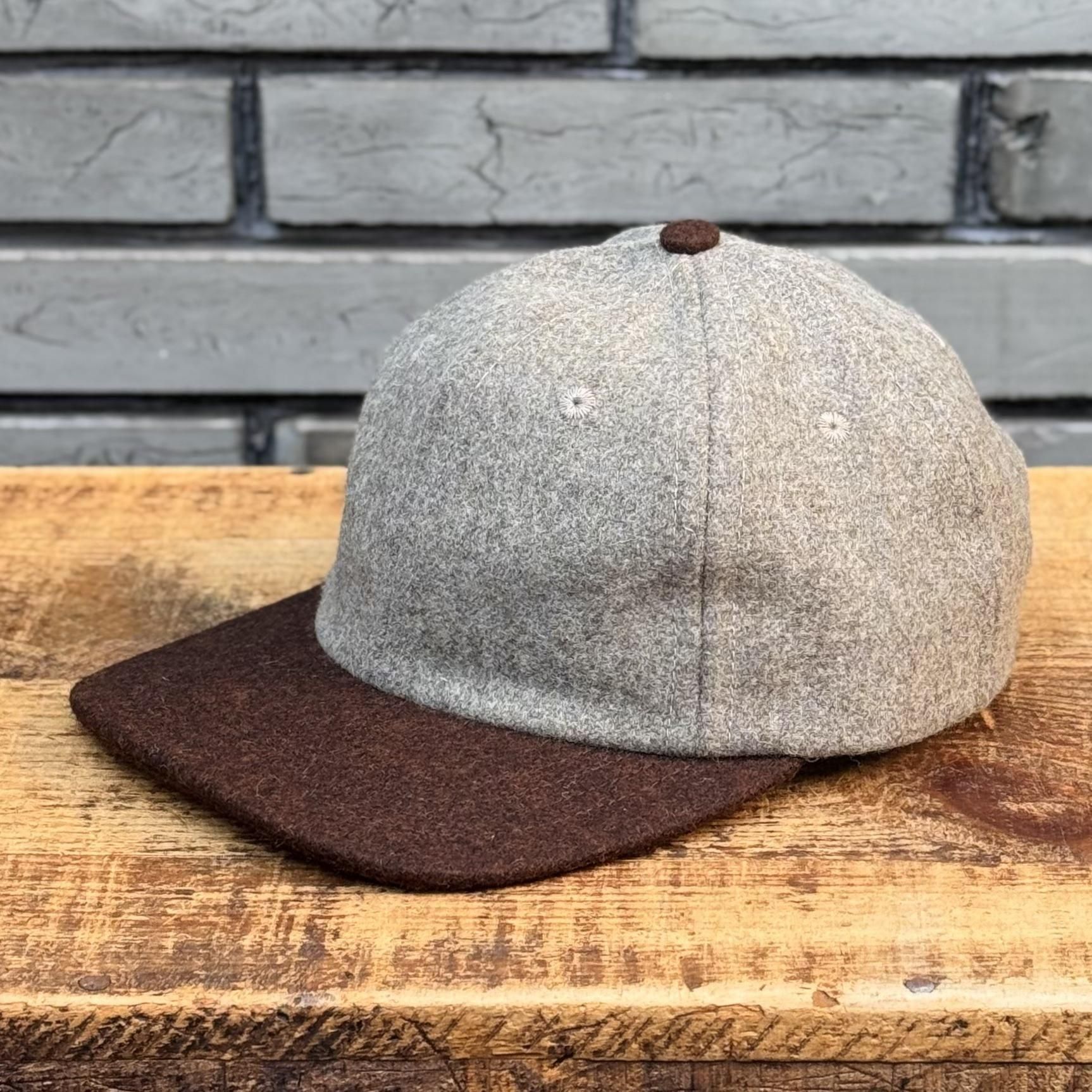 DEHEN<br>2-Tone Baseball Hat -Oatmeal & Red Oak-